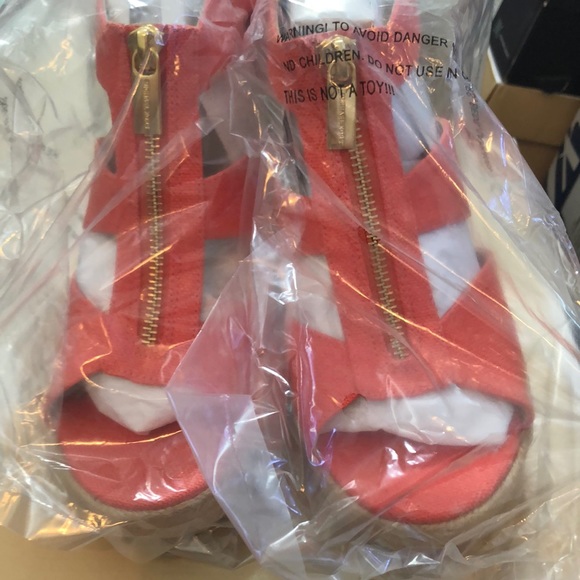 Michael Kors NWT Damita Pink Grapefruit wedge canvas espadrille. - Picture 4 of 6